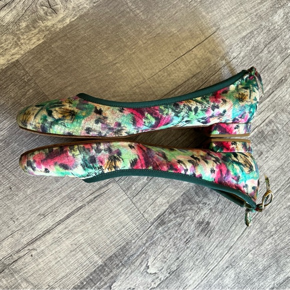 Stuart Weitzman Ballet Flats in Bright Crayon Nappa Size 8 - Picture 5 of 12